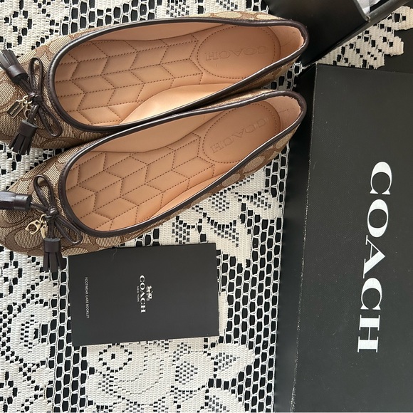 Coach Benni Signature Jacquard Flats 7.5 Khaki/Mahogany FG2708 - Picture 8 of 11
